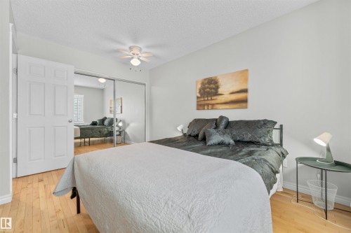 1127 36 Street, Edmonton, AB - Indoor Photo Showing Bedroom