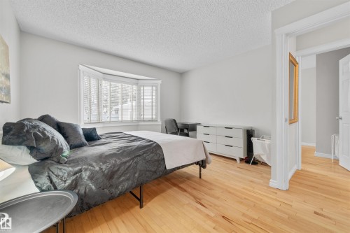 1127 36 Street, Edmonton, AB - Indoor Photo Showing Bedroom