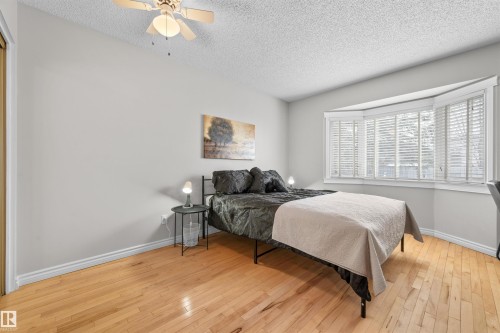 1127 36 Street, Edmonton, AB - Indoor Photo Showing Bedroom