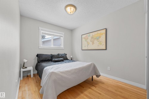 1127 36 Street, Edmonton, AB - Indoor Photo Showing Bedroom