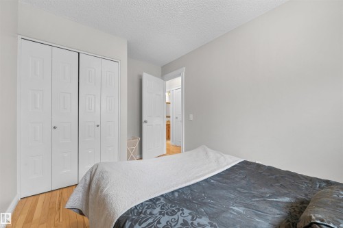 1127 36 Street, Edmonton, AB - Indoor Photo Showing Bedroom