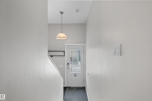 1127 36 Street, Edmonton, AB - Indoor Photo Showing Other Room