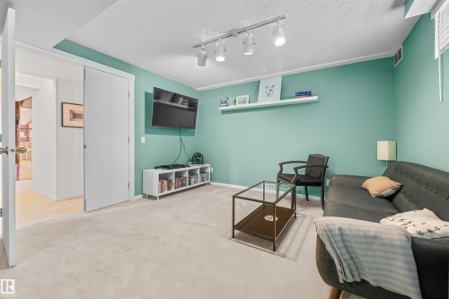 1127 36 Street, Edmonton, AB - Indoor