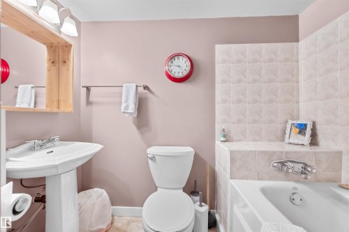 1127 36 Street, Edmonton, AB - Indoor Photo Showing Bathroom