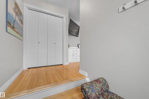 1127 36 Street, Edmonton, AB - Indoor Photo Showing Other Room