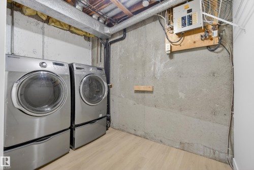 712 Knottwood Road, Edmonton, AB - Indoor Photo Showing Laundry Room