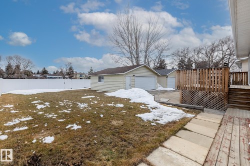 8715 43 Avenue, Edmonton, AB - Outdoor