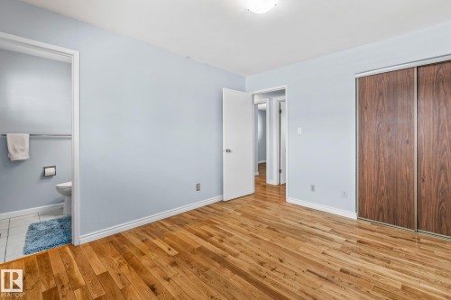 8715 43 Avenue, Edmonton, AB - Indoor Photo Showing Other Room