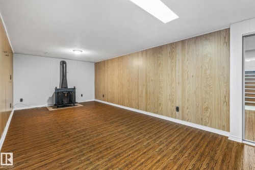 8715 43 Avenue, Edmonton, AB - Indoor