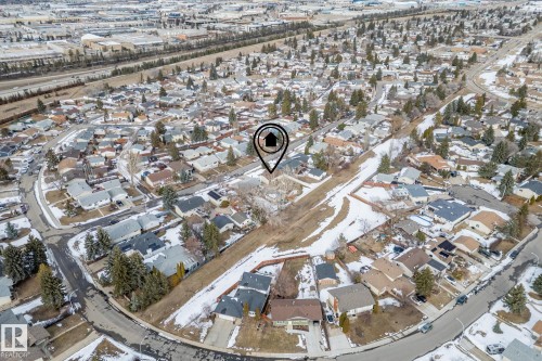 8715 43 Avenue, Edmonton, AB - Outdoor With View