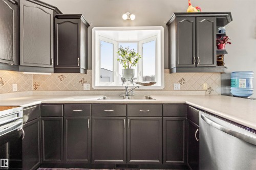 49132 Range Road 70, Rural Brazeau County, AB - Indoor Photo Showing Kitchen With Double Sink