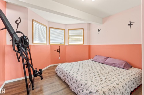 49132 Range Road 70, Rural Brazeau County, AB - Indoor Photo Showing Bedroom