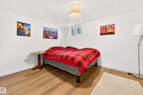 6807 112A Street, Edmonton, AB - Indoor Photo Showing Bedroom