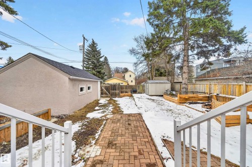 6807 112A Street, Edmonton, AB - Outdoor