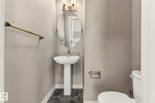 4131 30 Street, Edmonton, AB - Indoor Photo Showing Bathroom