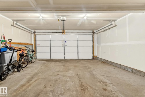 4131 30 Street, Edmonton, AB - Indoor Photo Showing Garage