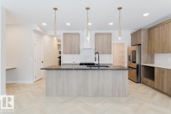 25 Cessy Street St. Albert, AB T8T 2E2