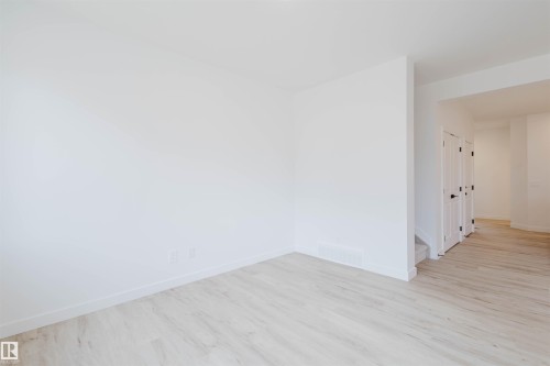 8253 Kiriak Loop, Edmonton, AB - Indoor Photo Showing Other Room