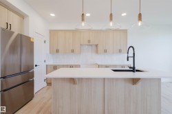 42 CHARTRES Close St. Albert, AB T8T 2E1