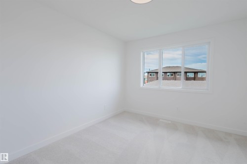 42 Chartres Close, St. Albert, AB - Indoor Photo Showing Other Room