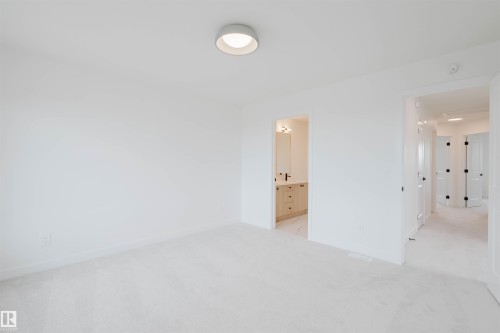 42 Chartres Close, St. Albert, AB - Indoor Photo Showing Other Room