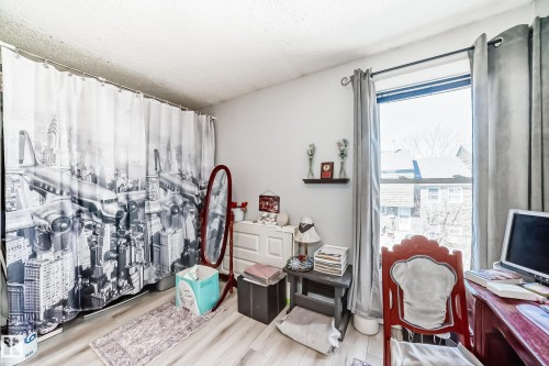 582 Abbottsfield Road, Edmonton, AB - Indoor Photo Showing Office