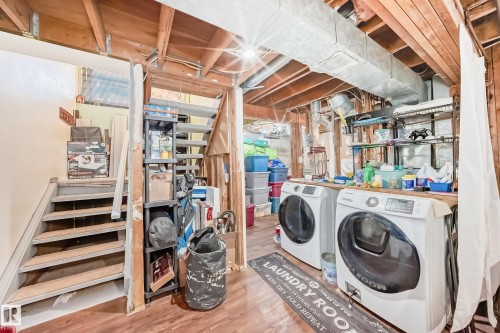 582 Abbottsfield Road, Edmonton, AB - Indoor Photo Showing Laundry Room