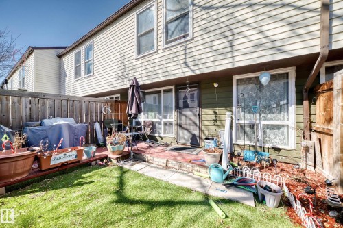 582 Abbottsfield Road, Edmonton, AB - Outdoor