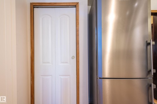 10918 81 Avenue, Edmonton, AB - Indoor