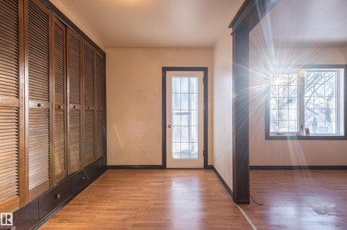 10918 81 Avenue, Edmonton, AB - Indoor Photo Showing Other Room