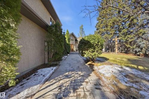 15625 Whitemud Road, Edmonton, AB - Outdoor