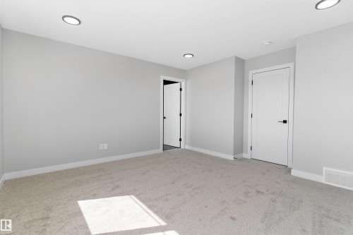 72 Maple Crescent, Gibbons, AB - Indoor Photo Showing Other Room