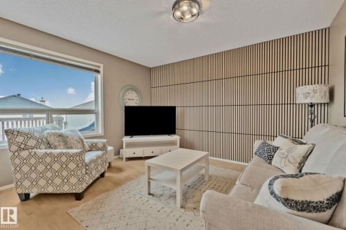 15117 Miller Boulevard, Edmonton, AB - Indoor