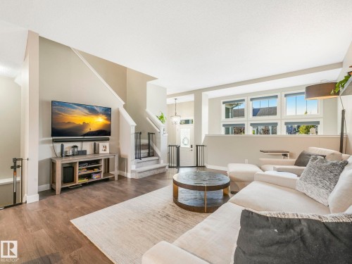 225 Southfork Drive, Leduc, AB - Indoor Photo Showing Living Room