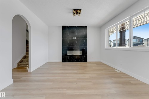 22932 80 Avenue, Edmonton, AB - Indoor Photo Showing Other Room