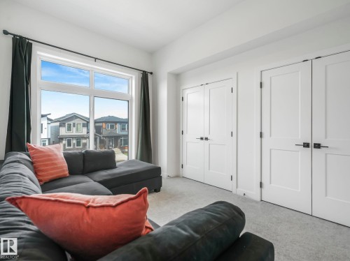 201 Starling, Fort Saskatchewan, AB - Indoor Photo Showing Living Room