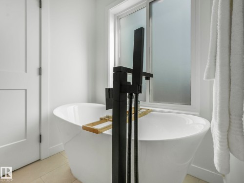 201 Starling, Fort Saskatchewan, AB - Indoor Photo Showing Bathroom