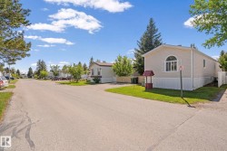 66 Evergreen Park  Edmonton, AB T5Y 4M2