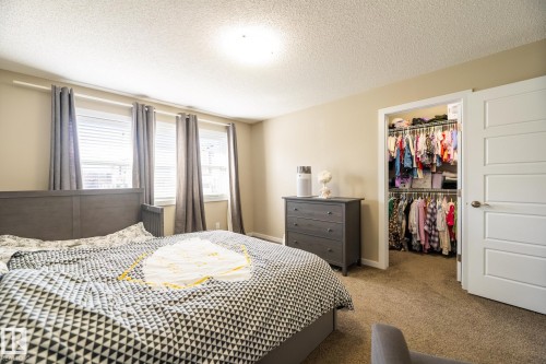 4 3710 Allan Drive, Edmonton, AB - Indoor Photo Showing Bedroom