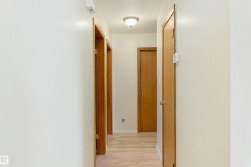 4706 54 Avenue, Barrhead, AB - Indoor Photo Showing Other Room
