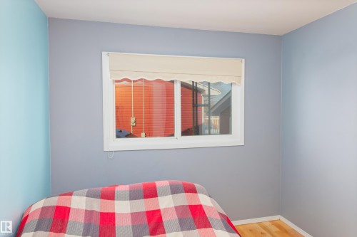 4706 54 Avenue, Barrhead, AB - Indoor Photo Showing Bedroom