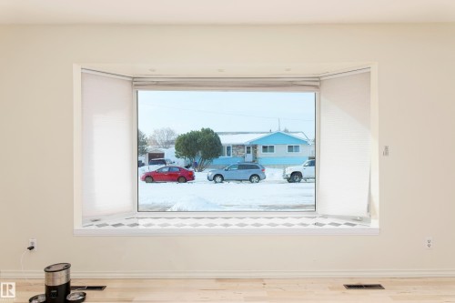 4706 54 Avenue, Barrhead, AB - Indoor