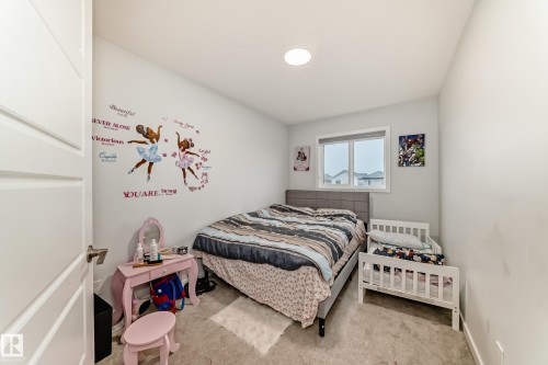 9912 226 Street, Edmonton, AB - Indoor Photo Showing Bedroom