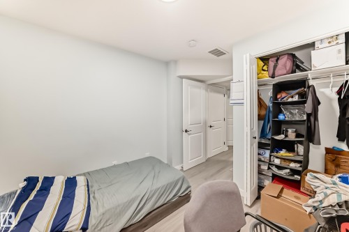 9912 226 Street, Edmonton, AB - Indoor Photo Showing Bedroom