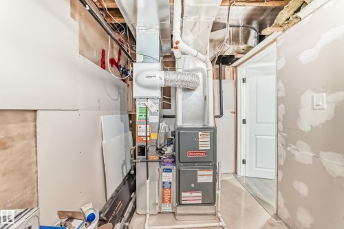 9912 226 Street, Edmonton, AB - Indoor Photo Showing Basement