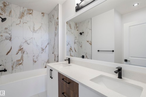 258 Black Stone Drive, Leduc, AB - Indoor Photo Showing Bathroom