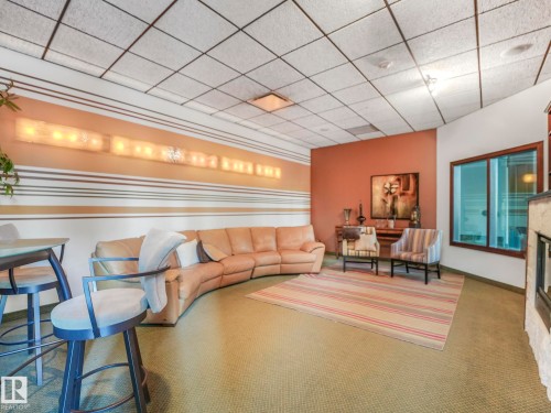 511 10142 111 Street, Edmonton, AB - Indoor Photo Showing Other Room