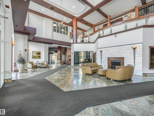 511 10142 111 Street, Edmonton, AB - Indoor Photo Showing Other Room