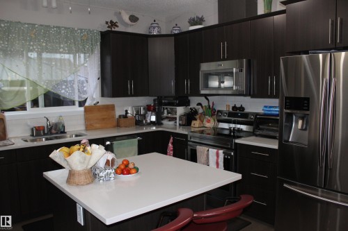 405 Orchards Boulevard, Edmonton, AB - Indoor Photo Showing Kitchen With Stainless Steel Kitchen With Double Sink