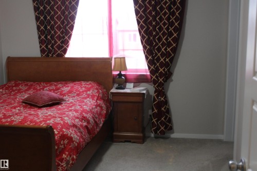 405 Orchards Boulevard, Edmonton, AB - Indoor Photo Showing Bedroom